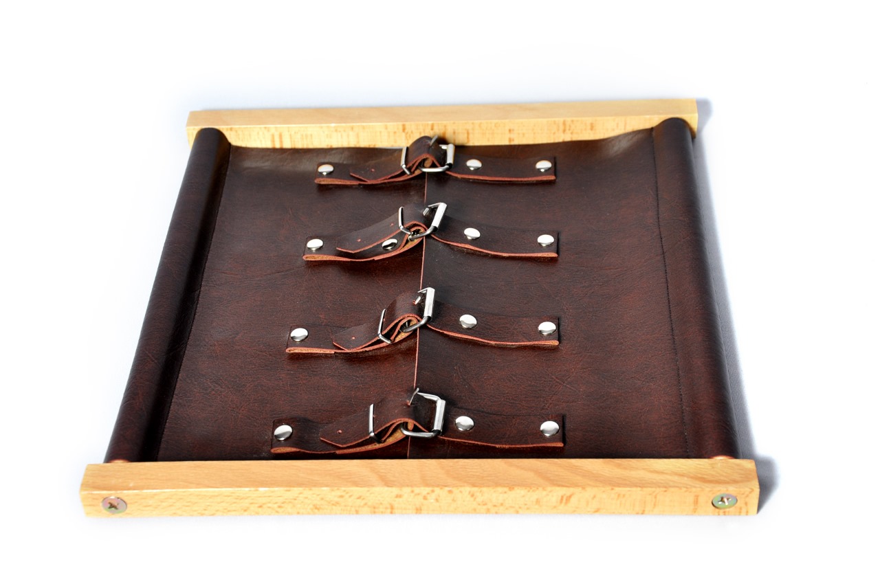 SHOE BUCKLE FRAME