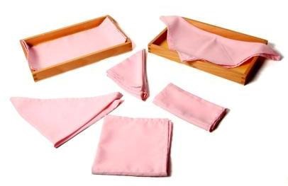 NAPKIN WITH WOODEN TRAY